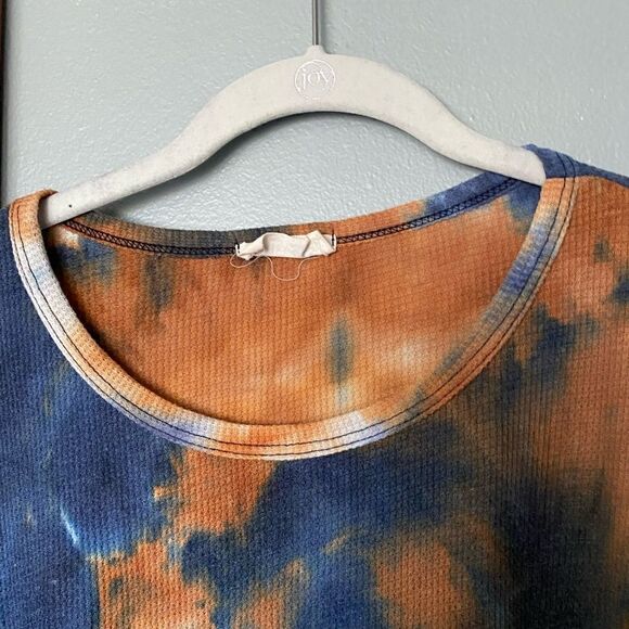 lSmoke & Mirrors Abstract Print Thermal Top Size Large - Picture 4 of 6